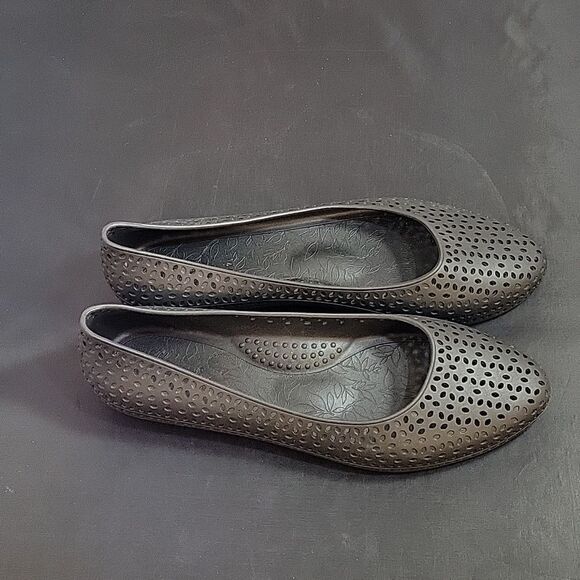 OKABASHI SAMANTHA ROUND TOE SLIP-ON WOMEN"S CUTOUT DESIGN WOMEN"S FLAT SHOE - Picture 6 of 14